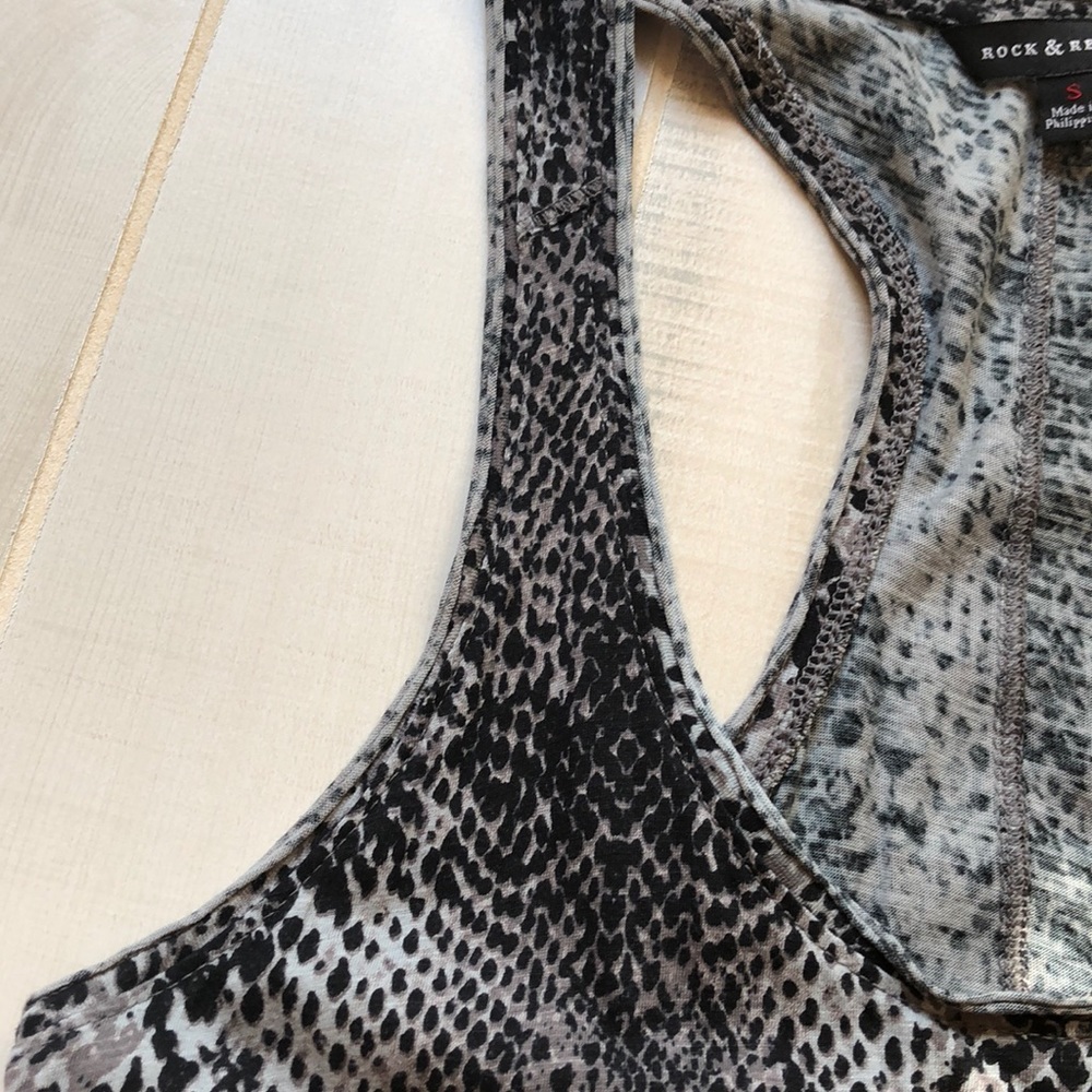 Rock & Republic Snakeskin Print Racerback Top - Picture 6 of 6
